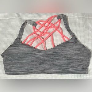 Lululemon Free To Be Bra (Wild)
Space Dye Camo Seal Grey Deep Coal / Grapefruit